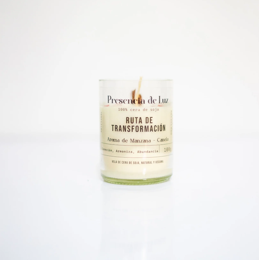 Vela Manzana Canela 100 Gr - Presencia de Luz